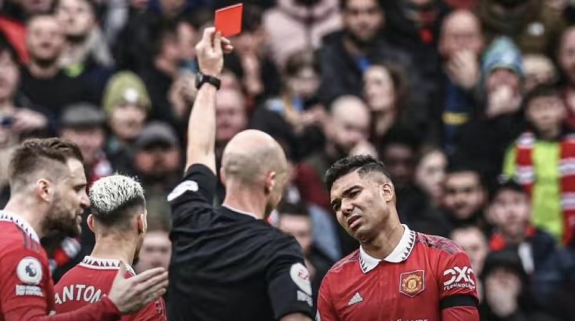 曼联客场逼平南安普顿，未能取胜